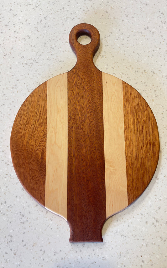 The Brí Board – Handcrafted Mahogany & Irish Maple Pizza Board